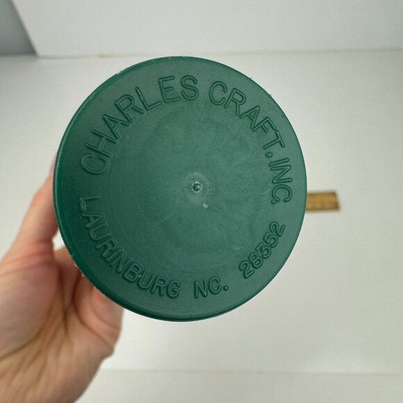 1 Vtg Cross Stitch Charles Craft Fiddlers Cloth 14 Count 15x18in Lilac Purple - Picture 7 of 13